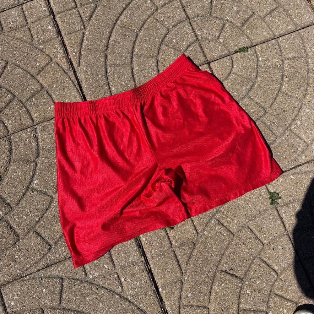 Vintage Starter Mens Mesh Athletic Basketball Shorts Red Size Large - Picture 3 of 8